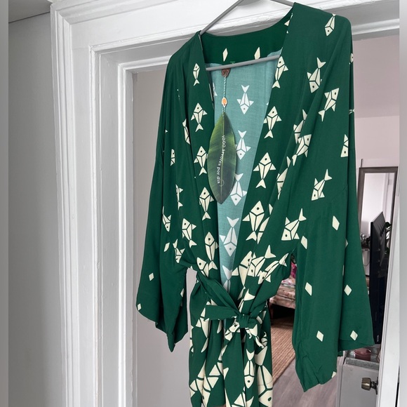 Farm Rio Fish Design flowy Kimono top - Picture 6 of 10
